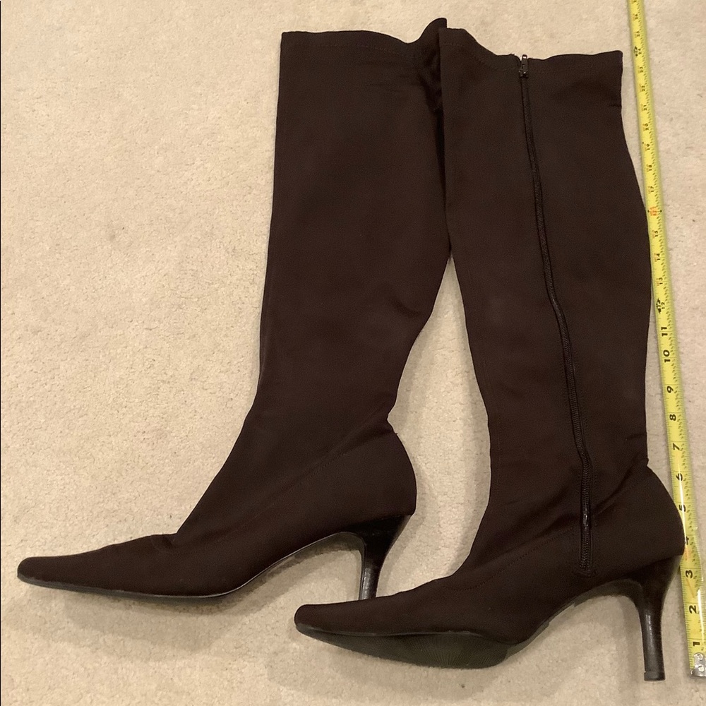 Moda Knee High Boots